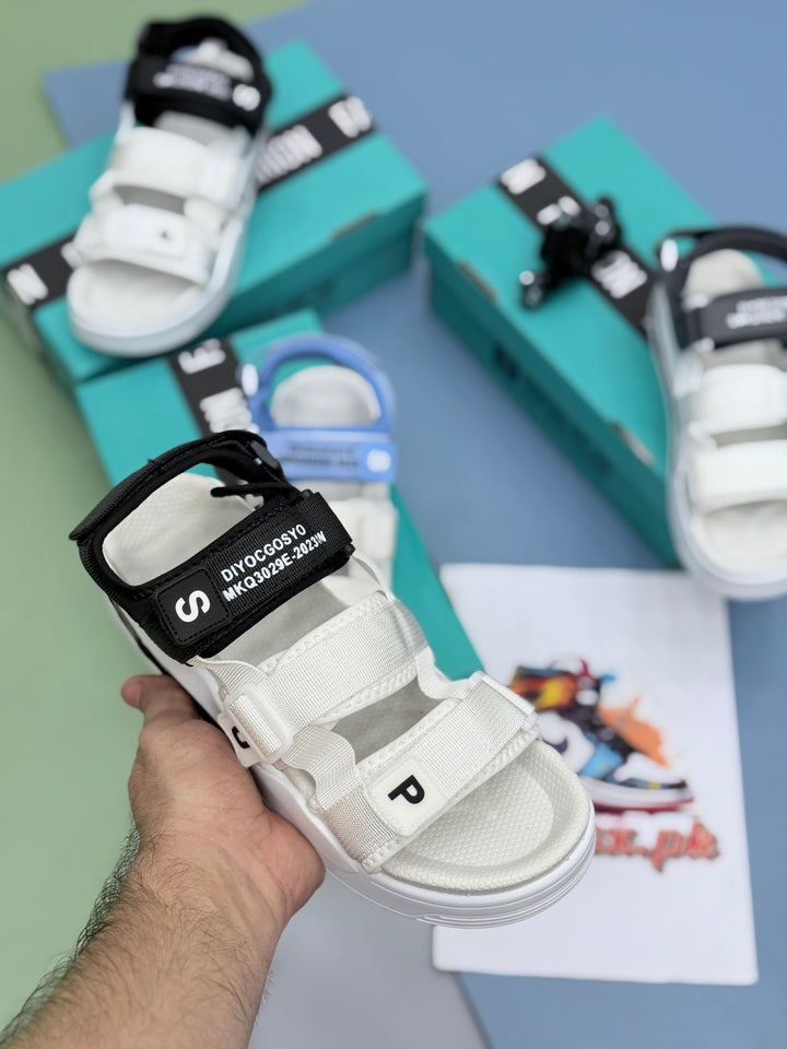 Air max 720 sandals black