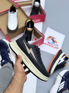 New sneakers flash