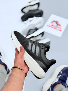 Ads Ultrabounce shoesx bw