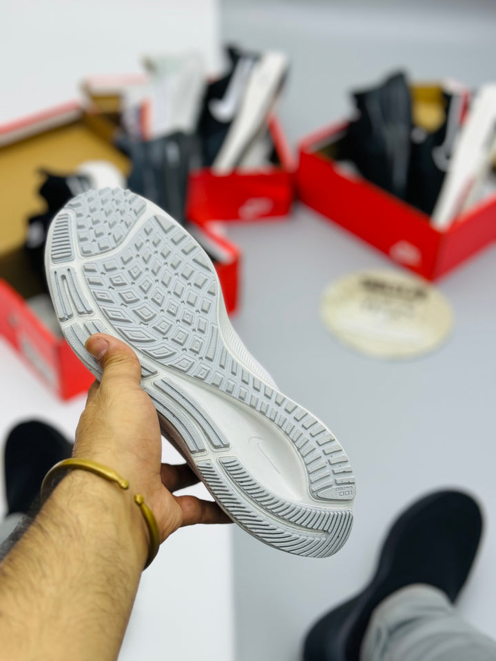 Nke air zoom Pegasus 38 white