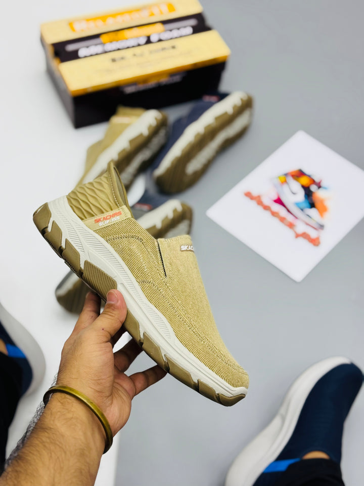 Skechares archfit memory foam khaki