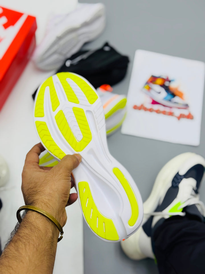 Nke air zoom runners 4.3 (white/green)
