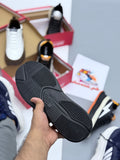 New sneakers flash