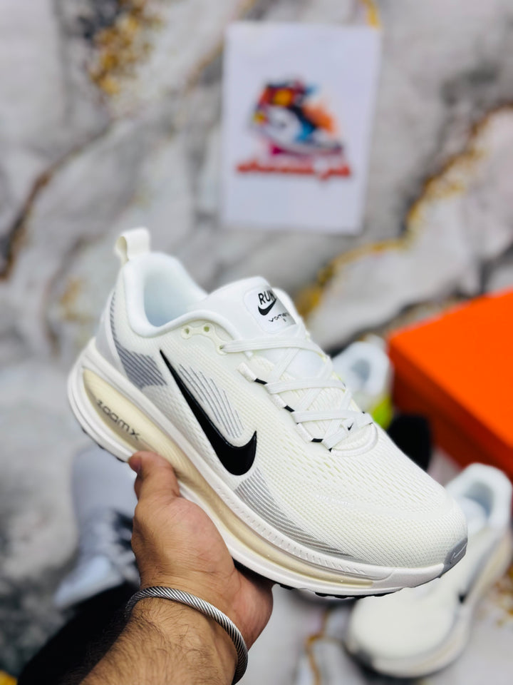 Nke air zoom vimoro 18 xoffwhite