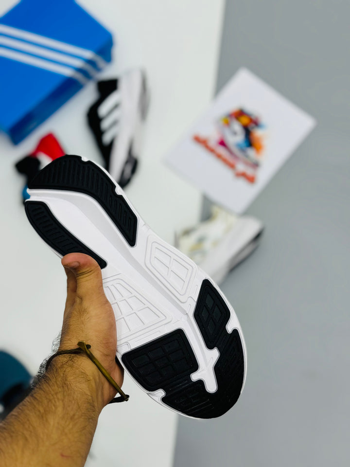 Ads air zoom runners  xwhite