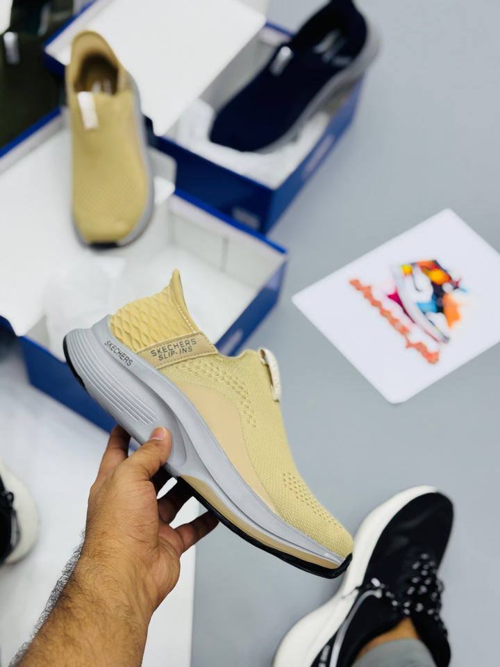 Skechares hyper burst zero khaki
