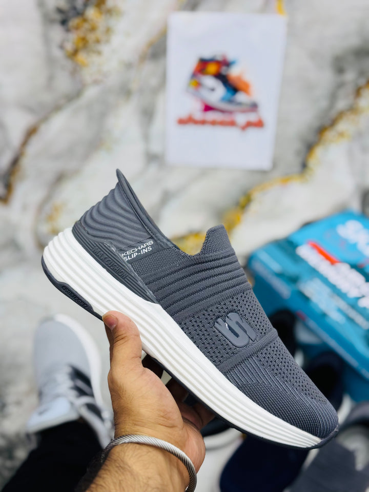 Skechare pro madicated comfortable shoes xgr