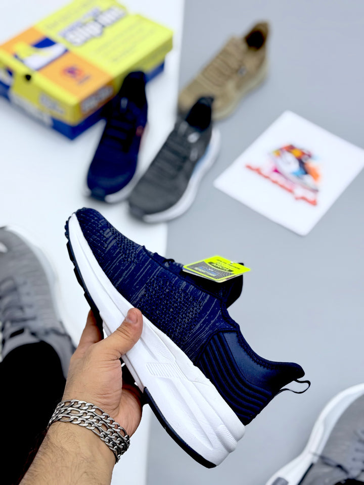 Skechars air cooled arch fit (original blue)