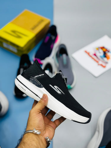Skeckars hyper burst for women’s