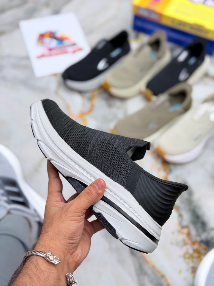 SKECHARS ARCH-FIT 2.0 SLIP-IN MADICATED (black)