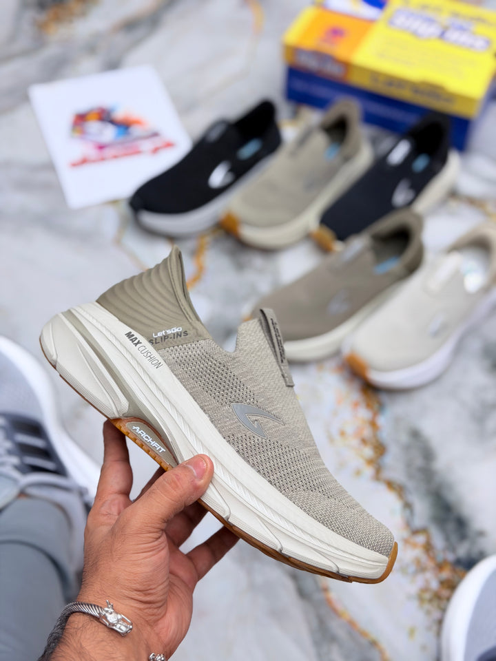 SKECHARS ARCH-FIT 2.0 SLIP-IN MADICATED (khaki)