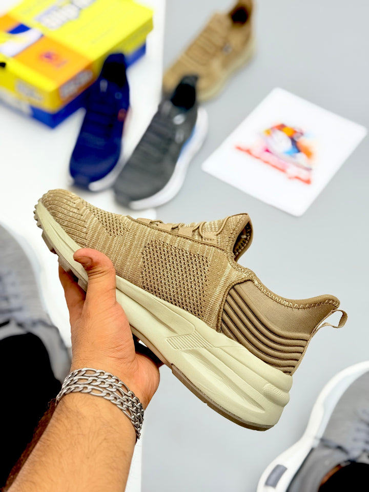 Skechars air cooled arch fit (original khaki)
