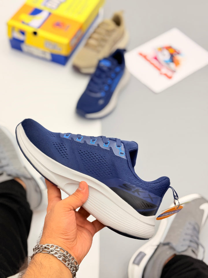 Skehcers sky max cushion