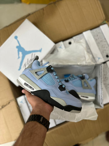 Aj 4