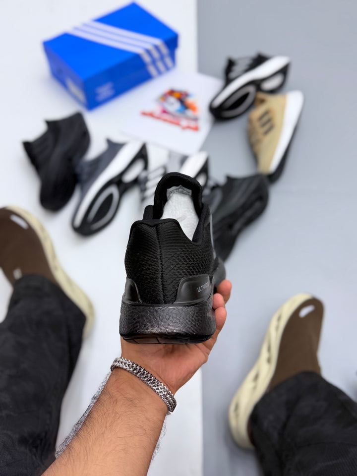 Ads ultra boost Pureboost 22 Shoes g/f/black
