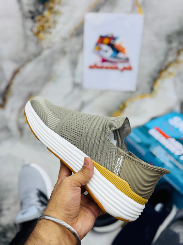 Skechare pro madicated comfortable shoes xkh