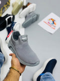 Running Shoes Man Mesh Flat Lightweight Casual Walking Shoes Outdoor Sports Gym Walking Shoes
Couple Sneakers Men as