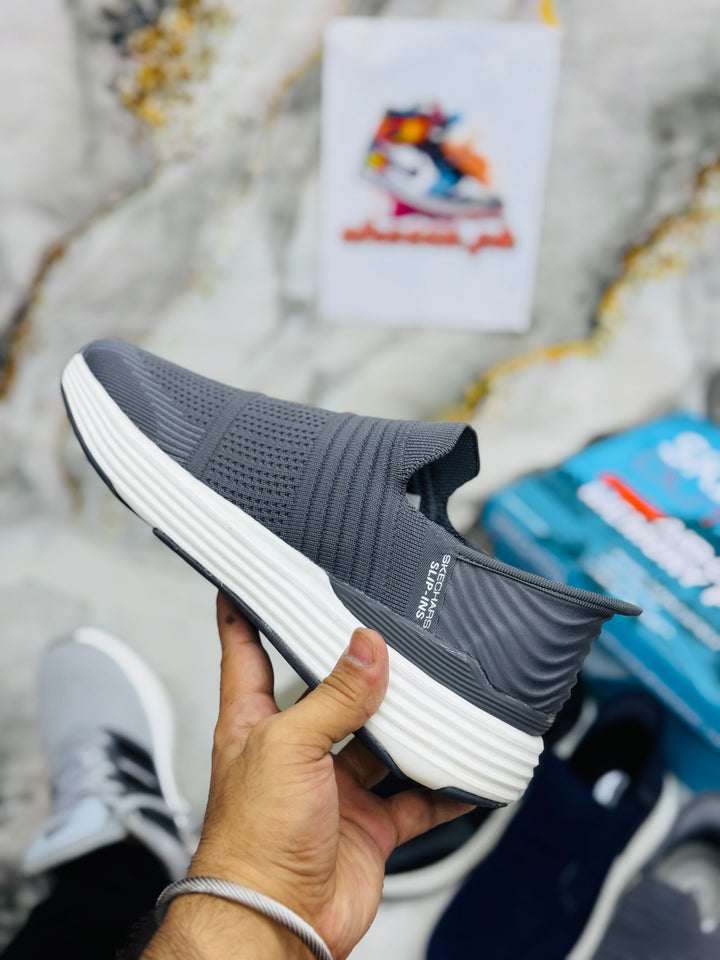 Skechare pro madicated comfortable shoes xgr