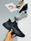 Fashion shoes black