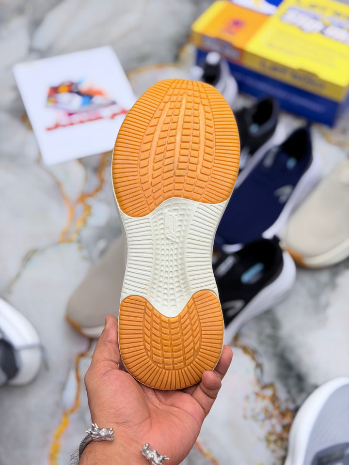 Skechars ultralight let’s go (dark/cream)