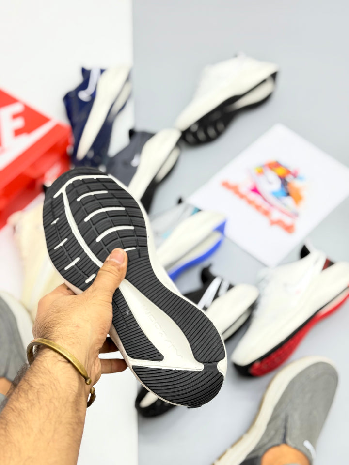 Nke air zoom runners black