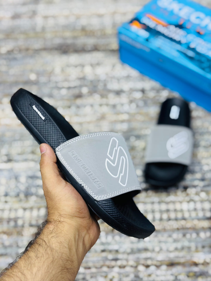 Skechares Hyperburst slides