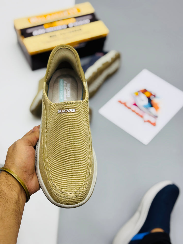 Skechares archfit memory foam khaki