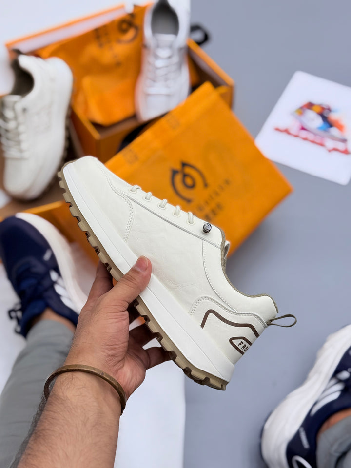 Fashion sneaker cream