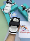 Air max 720 sandals black