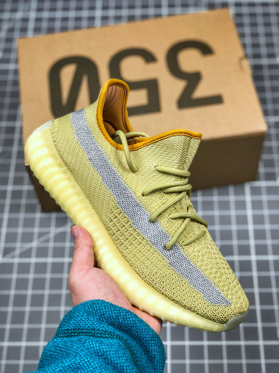 Ads Yeezy Boost 350 V2