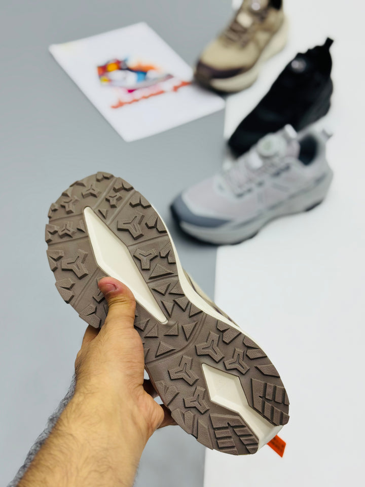 Falcon XTrail Pro – All-Terrain Comfort Sneakers