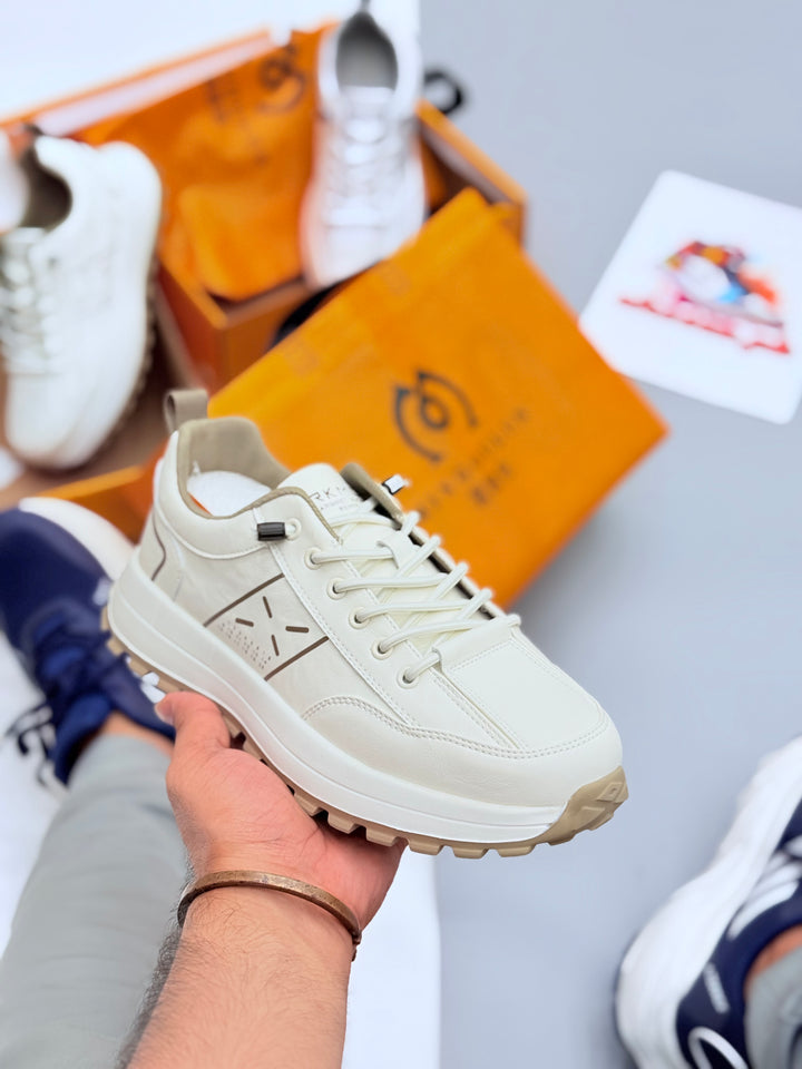 Summer Breathable Men's Sports Shoes With Thick Sole For Increased Height Casual Low Top High Quality