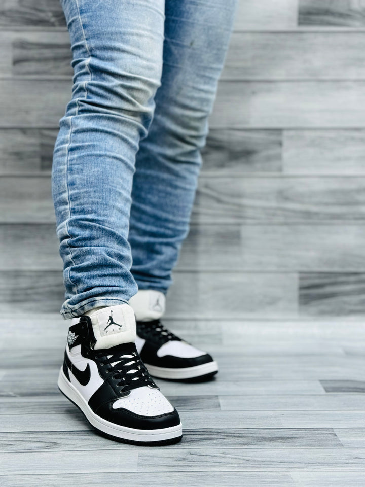 Nk Air Jordan 1 Mid Panda White/Black