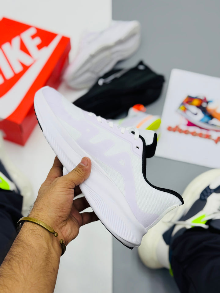 Nke air zoom runners 4.3 (white/black)
