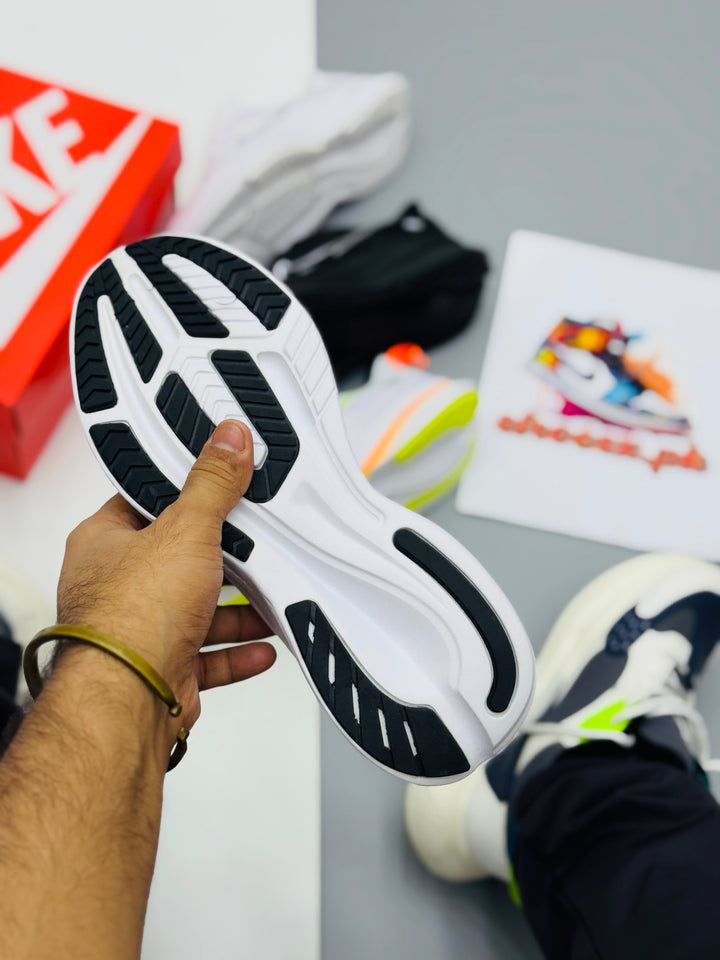 Nke air zoom runners 4.3 (white/black)