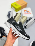 SKECHARS go run swirl tech SLIP-INS MAX CUSHIONING