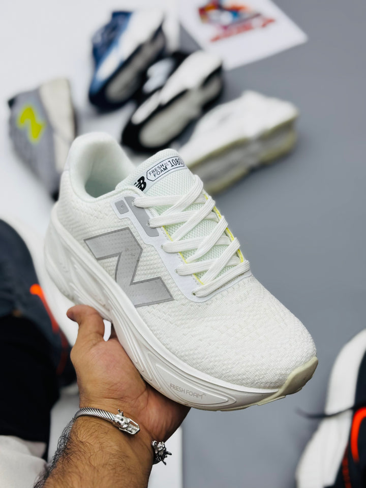 New Balances Fresh Foam X More v5 (white)