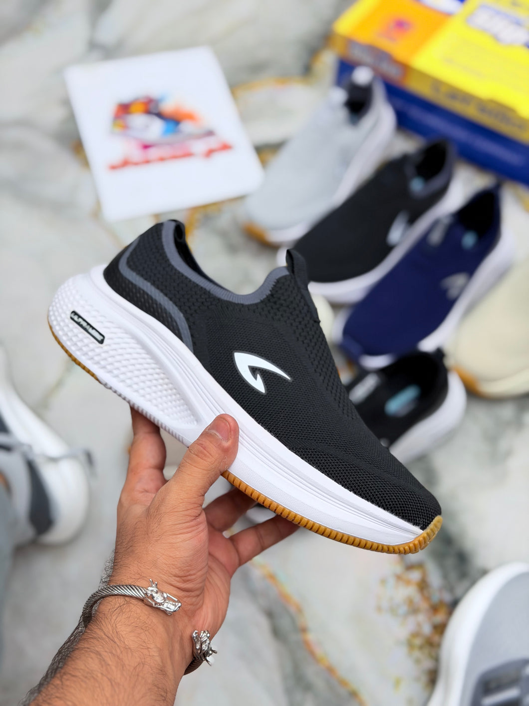 Skechars ultralight let’s go (black🟠)