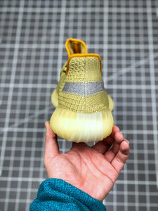 Ads Yeezy Boost 350 V2