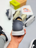 SKECHARS go run swirl tech SLIP-INS MAX CUSHIONING