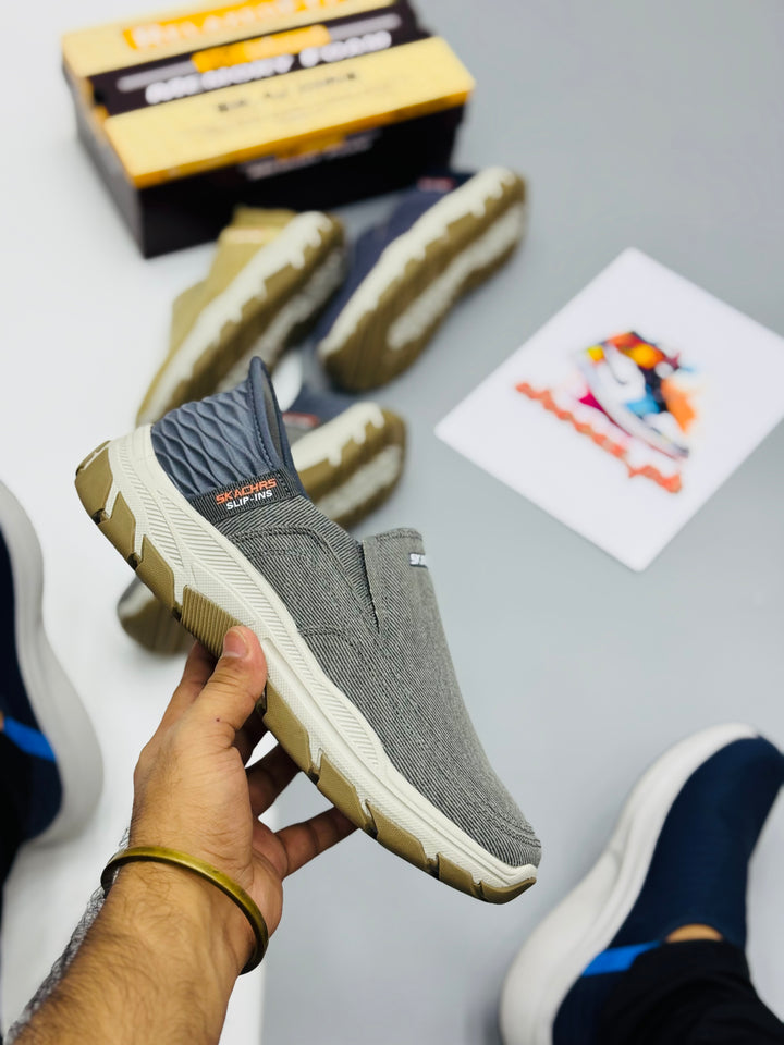 Skechares archfit memory foam gray