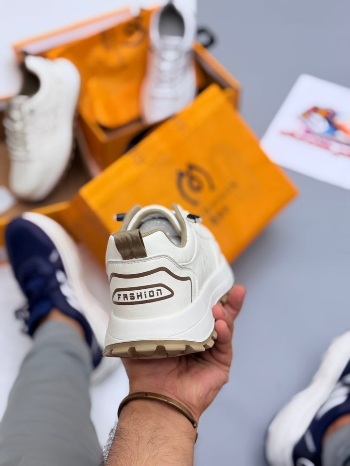 Fashion sneaker cream