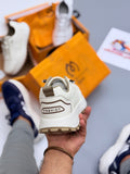 Fashion sneaker cream