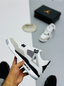 Air Jordan 4 retro Sneakers