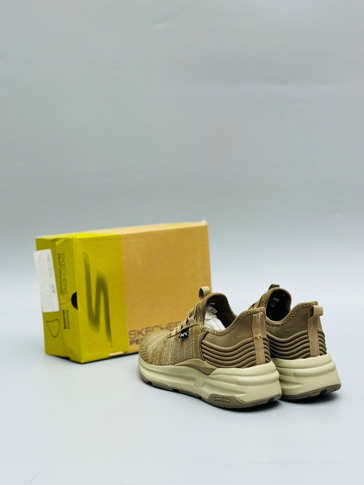 Skechars Slip-ins Max Cushioning Arch Fit 2.0 (khaki)