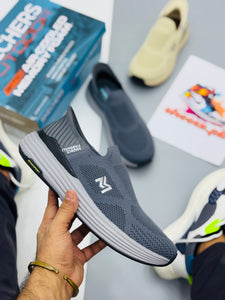 Skechars marks max (gray)