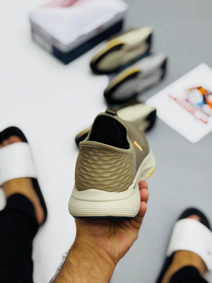 Skechars suprem max cushion