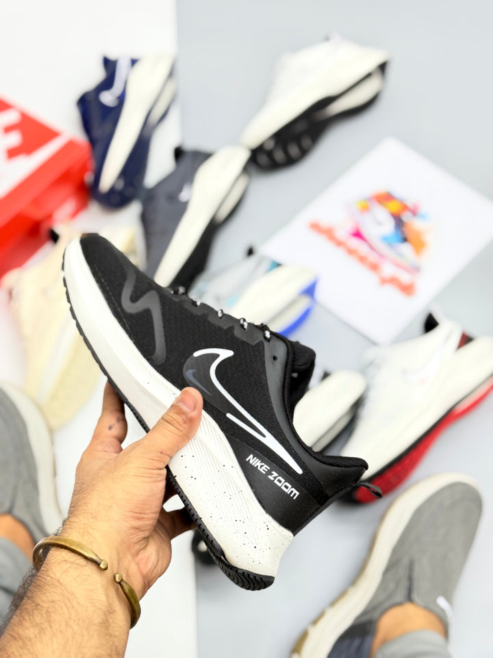 Nke air zoom runners black