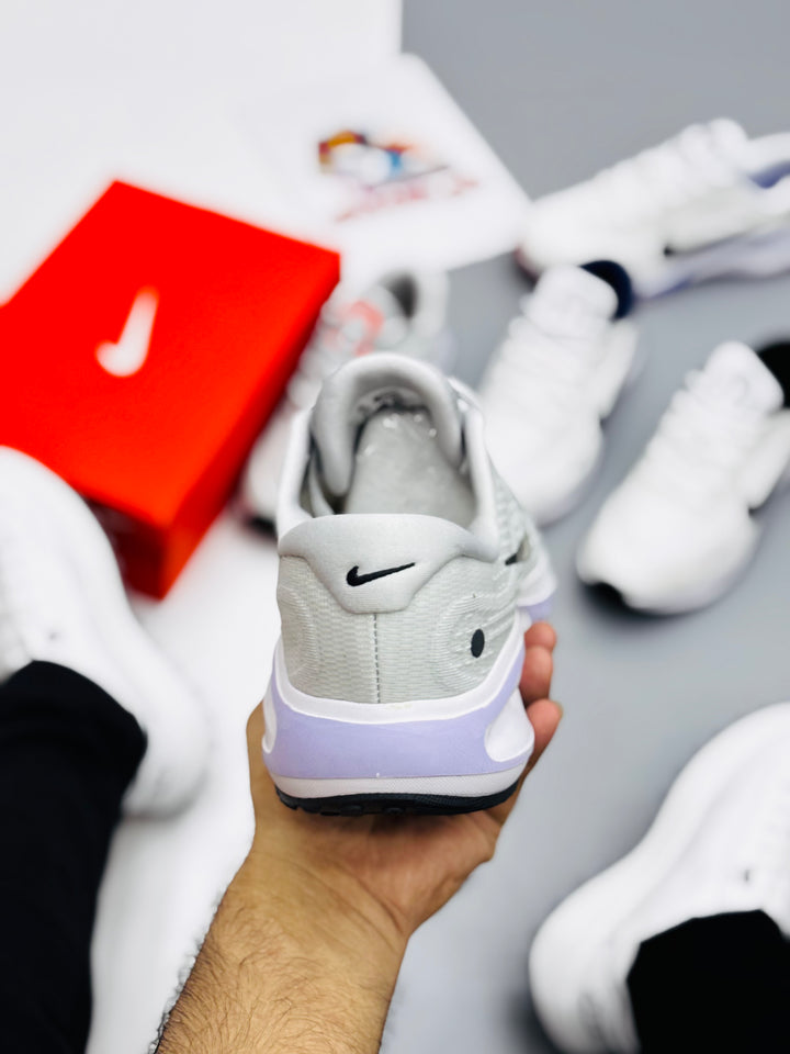 Nke journey run gray